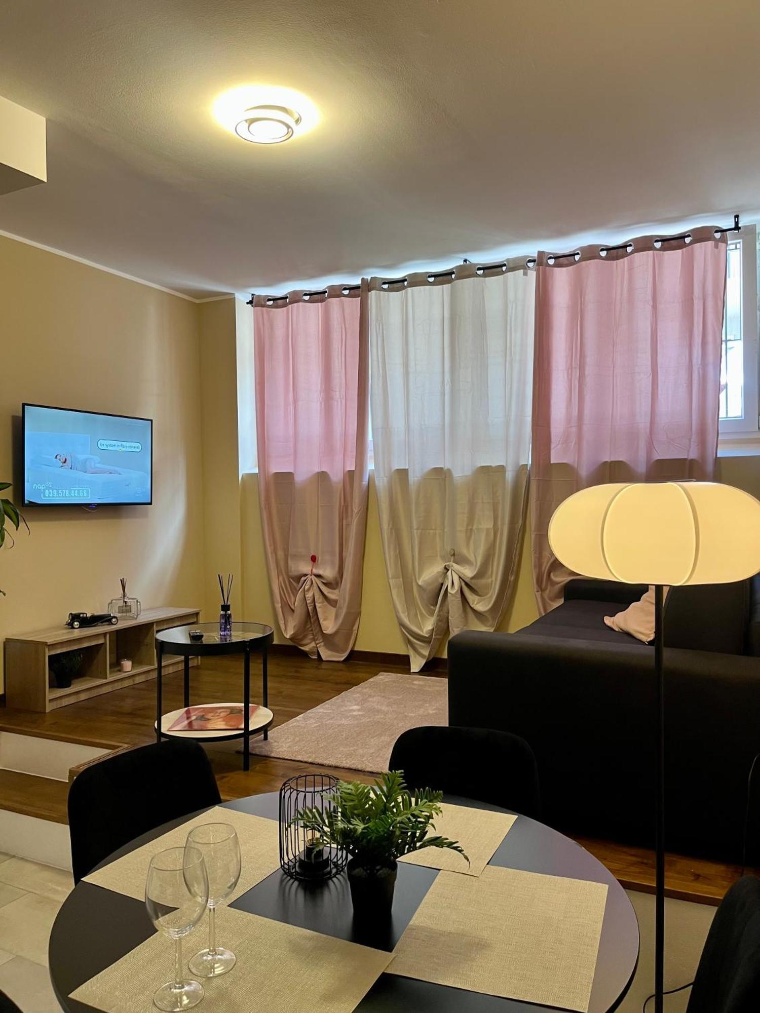 Dimora Chic - A 5 Fermate Dal Duomo Villa Milan Luaran gambar
