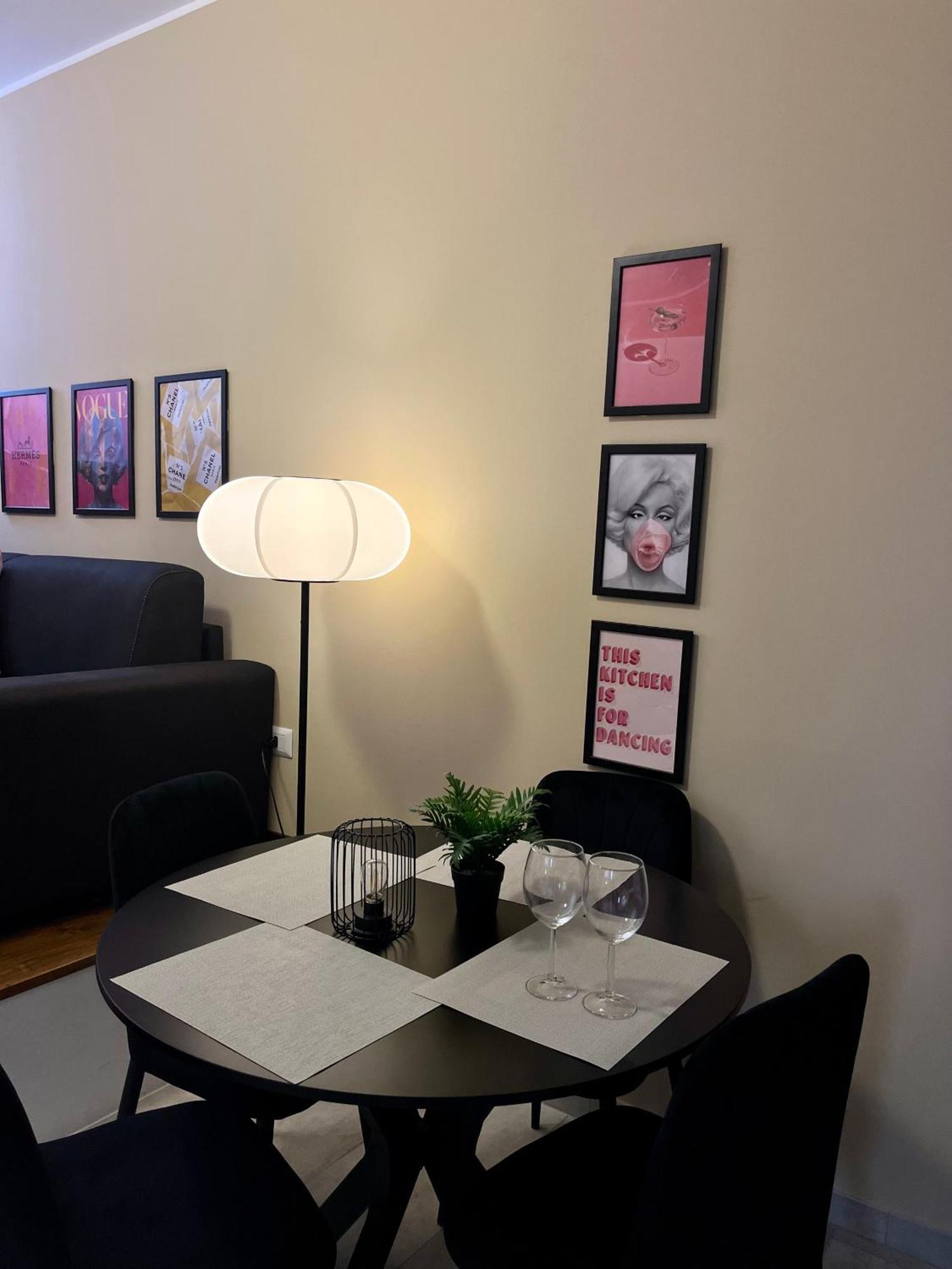Dimora Chic - A 5 Fermate Dal Duomo Villa Milan Luaran gambar