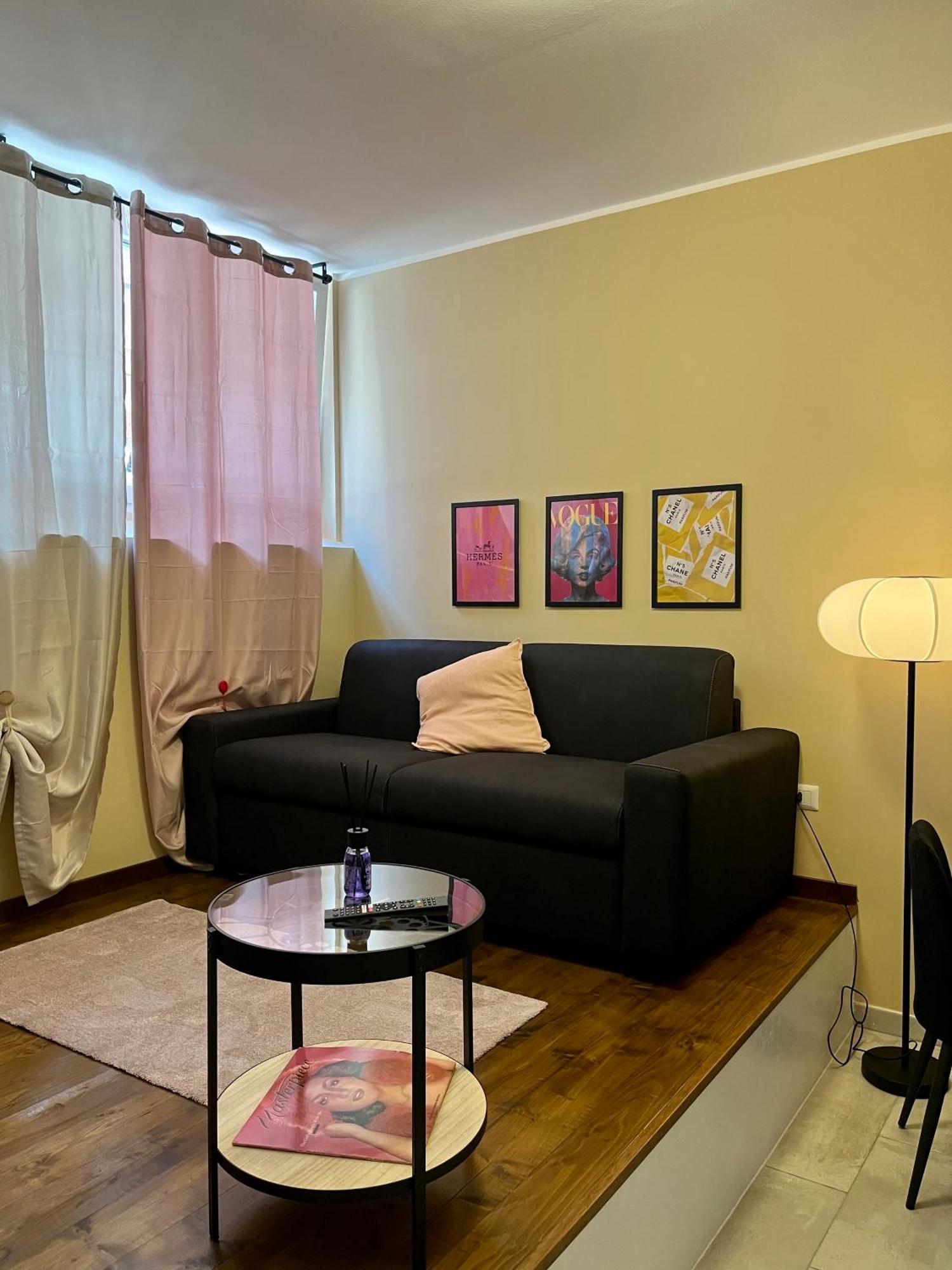Dimora Chic - A 5 Fermate Dal Duomo Villa Milan Luaran gambar