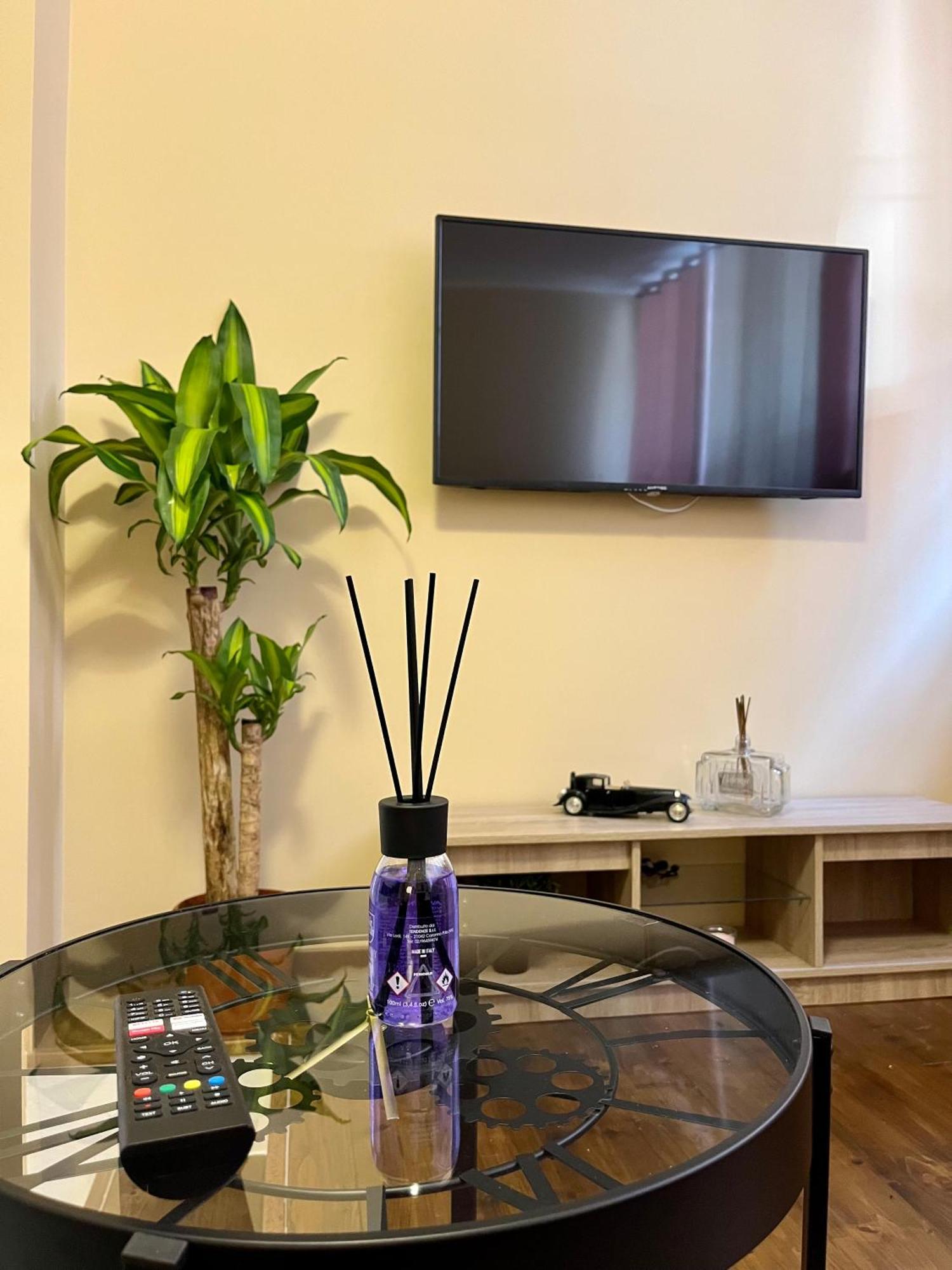 Dimora Chic - A 5 Fermate Dal Duomo Villa Milan Luaran gambar